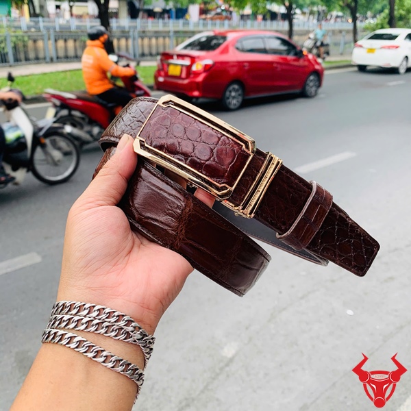 Thắt Lưng Da Cá Sấu Màu Nâu Đất Thời Trang Thắt lưng cá sấu thật bản 4cm màu nâu đất.