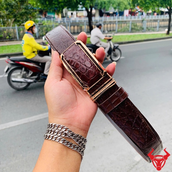 Phụ Kiện Nam Cao Cấp – Thắt Lưng Cá Sấu TLA9B4 Thắt lưng da bụng cá sấu nâu đất cao cấp.