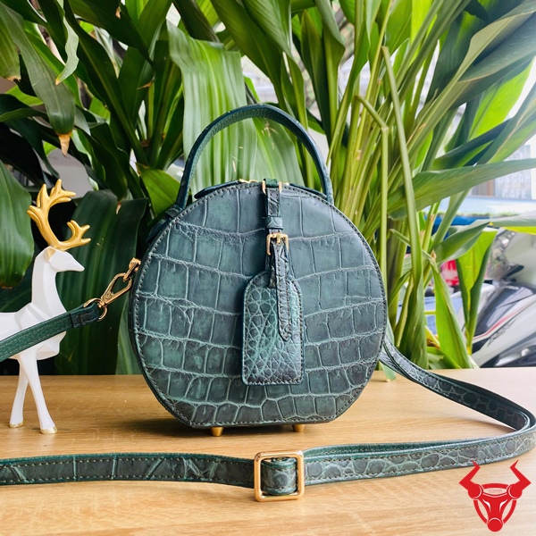 Túi Xách Nữ TWBA8 Da Cá Sấu Màu Xanh Lục Túi tròn màu xanh lục quý phái.