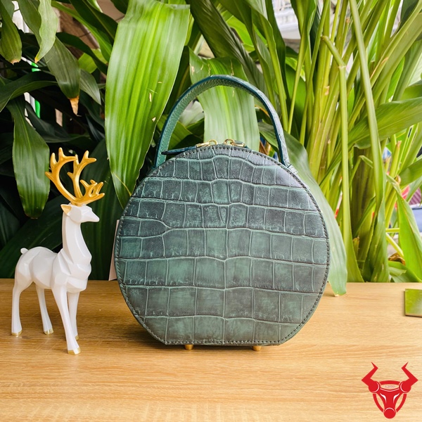 Túi Xách Da Cá Sấu Nữ TWBA8 Màu Xanh Túi xách da cá sấu tinh tế màu xanh.