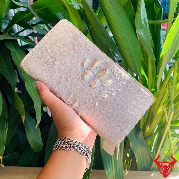 Ví Da Gù Cá Sấu Khuôn Thụt Sang Trọng – BGA4 Ví cầm tay khuôn thụt da gù cá sấu bạch tạng.