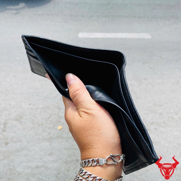 Ví Nam Cao Cấp Da Gai Tay Cá Sấu Kiểu Doanh Nhân Ví nam sờn cạnh thủ công từ da cá sấu thật.