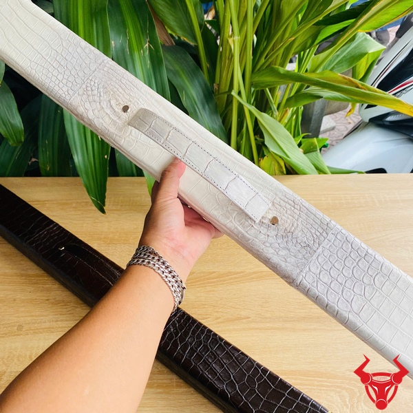 Bao Cơ Bida Thiết Kế Đặc Biệt – Da Cá Sấu Thật Bao cơ bida TYC04 màu bạch tạng.