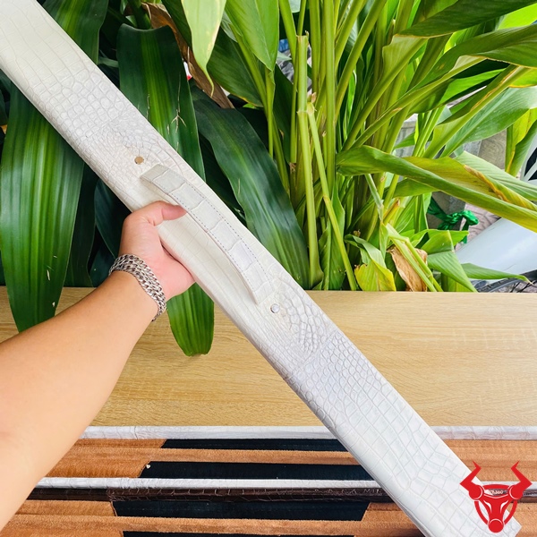Bao Cơ Bida Da Cá Sấu Bạch Tạng TYC04 – Đẳng Cấp Khác Biệt Bao cơ bida da cá sấu màu bạch tạng phong cách.