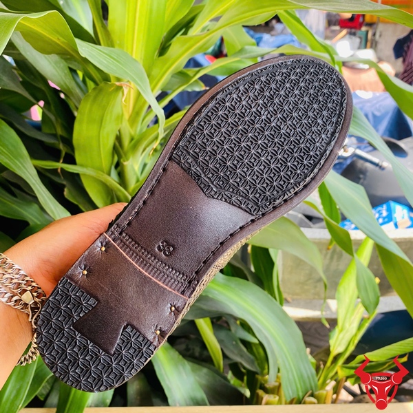 Giày Da Cá Sấu GCS33 Cao Cấp Không Trùng Lặp Giày da cá sấu GCS33 phong cách riêng cho nam.