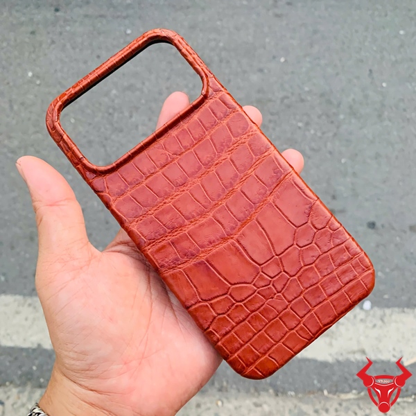 Ốp Lưng Cá Sấu Hàm Nâu Đỏ iPhone 17 Pro Max Ốp lưng da hàm cá sấu màu nâu đỏ cho iPhone 17 Pro Max