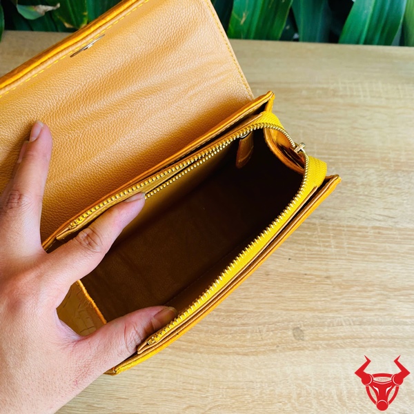 TALA8 Luxury – Túi Xách Da Bụng Cá Sấu Vàng Quý Phái Túi xách TALA8 vàng sang trọng cho nữ.