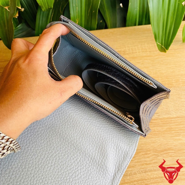 Phiên Bản TALA8 Xám – Túi Xách Đẳng Cấp Túi da bụng cá sấu nữ màu xám.