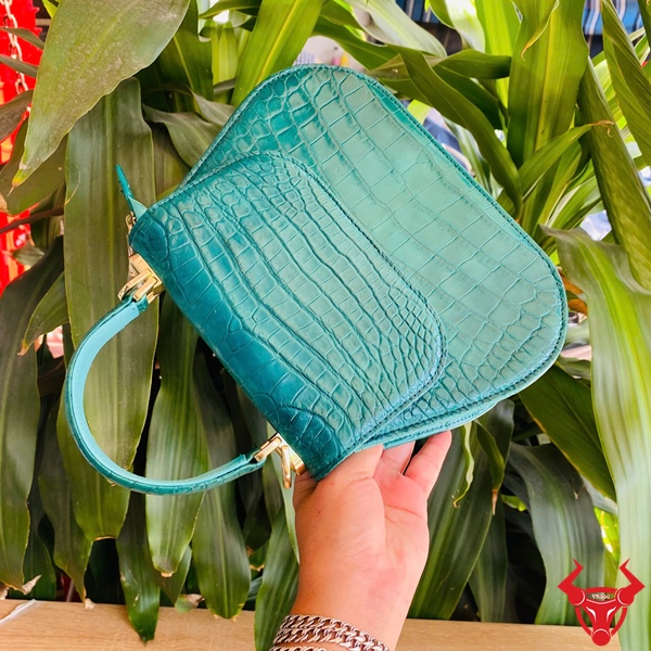 Túi Xách Da Bụng Cá Sấu Xanh Ngọc Thời Thượng Túi xách nữ màu xanh ngọc da bụng cá sấu.