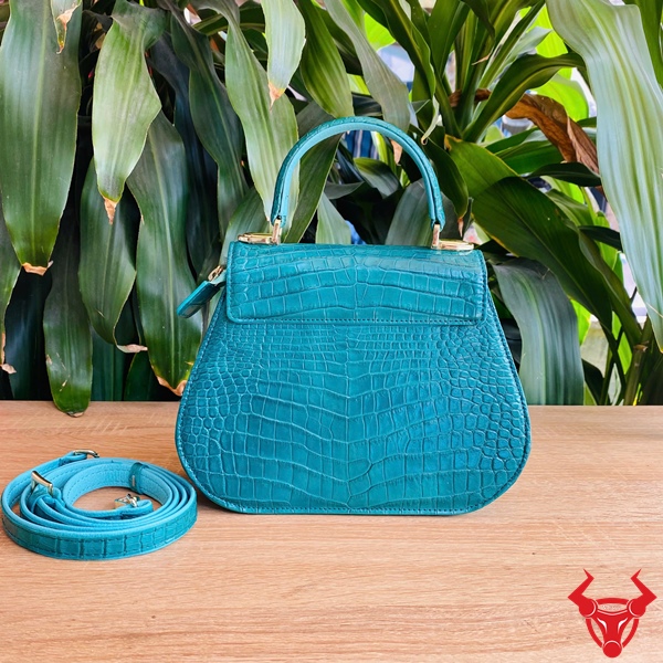 TALA8 Xanh Ngọc – Sắc Màu Quý Phái Túi xách cao cấp da cá sấu xanh ngọc.
