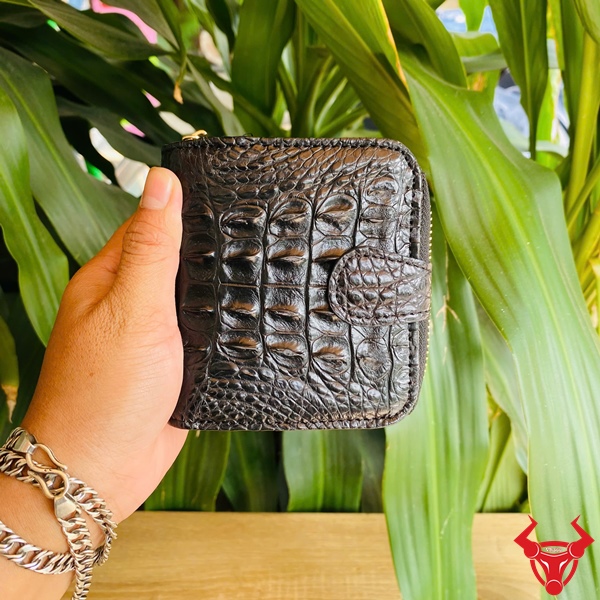 Ví Da Cá Sấu Nữ Nhỏ Gọn VRBA1 Màu Đen Ví da cá sấu nữ nhỏ gọn VRBA1 màu đen cao cấp