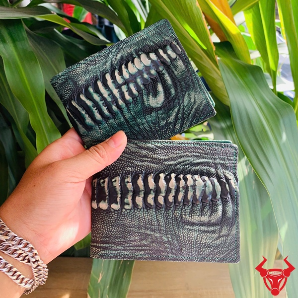 Ví Nam Da Đà Điểu Wax VBD4 Màu Xanh Lá Cao Cấp Ví nam da đà điểu wax vây chân màu xanh lá cao cấp.