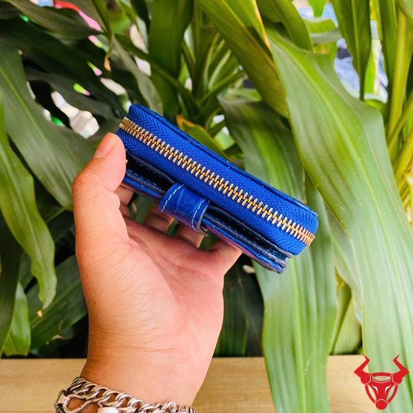 Ví Da Bụng Cá Sấu Ngăn Rộng Tiện Dụng Bên trong ví nữ da bụng cá sấu VRBA8