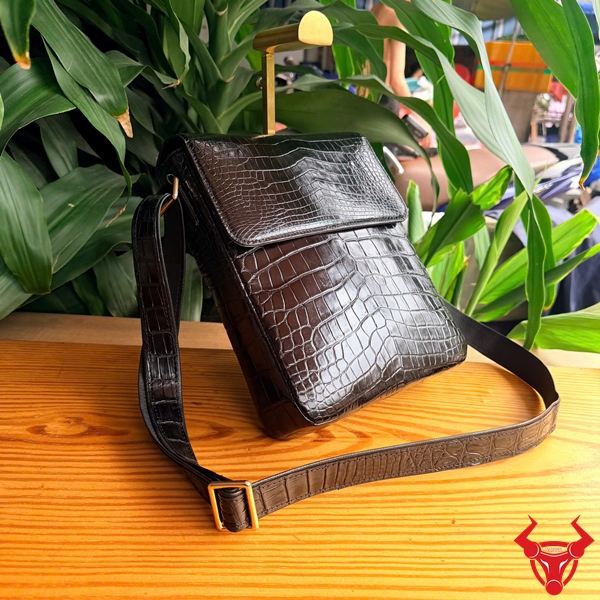 Túi Nam Da Cá Sấu Đeo Chéo Bền Bỉ, Sang Trọng Túi đeo chéo da cá sấu bền đẹp cho nam
