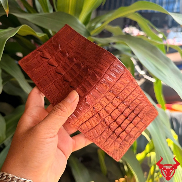 Ví Da Cá Sấu Gai Lưng Độc Bản Thời Trang Ví da cá sấu thật cao cấp cho nam giới