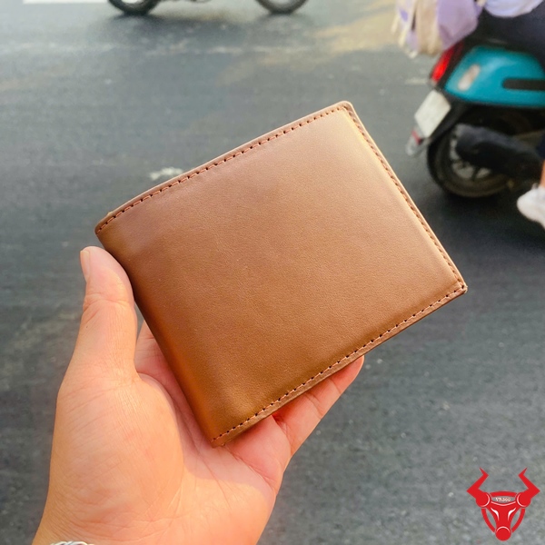 Ví Da Bò Nam VDB30-A Bền Đẹp Phong Cách Hình ảnh ví nam da bò VDB30-A form ngang thiết kế tinh tế.