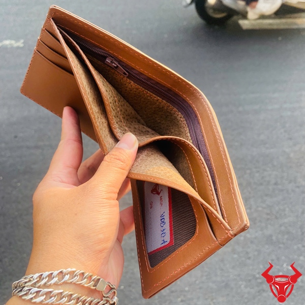 Ví Nam Da Bò VDB30-A Thiết Kế Hiện Đại Ví da bò nam form ngang VDB30-A màu tối bền chắc.