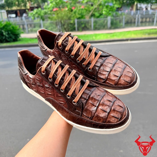 Giày thể thao nam da cá sấu bền bỉ GCS30A1 nâu đất Giày thể thao da cá sấu gai lưng bền chắc màu nâu đất