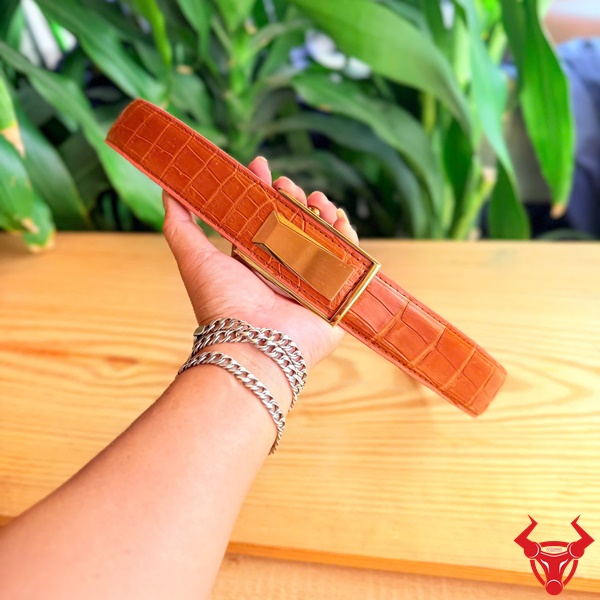 Thắt lưng nam TSK131-B màu vàng cam nổi bật Thắt lưng da cá sấu TSK131-B phong cách lịch lãm