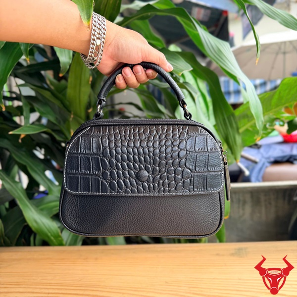 Túi Xách Nữ TDN42 Đen Phong Cách Hiện Đại Túi xách nữ TDN42 đen phong cách thanh lịch