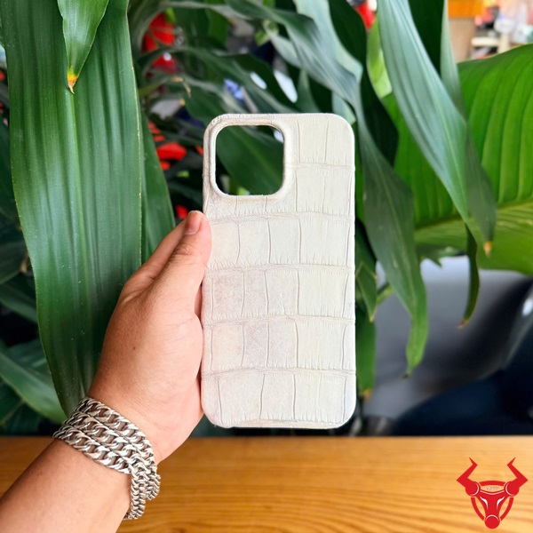 Ốp Lưng iPhone 16 Pro Max Da Cá Sấu Thời Thượng Ốp lưng iPhone 16 Pro Max da cá sấu bạch tạng thời thượng cao cấp.