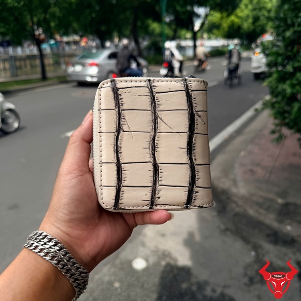Ví Nữ Dáng Ngắn Da Cá Sấu Thái Lan Trắng Đen Sang Trọng Ví nữ VRBA8 da cá sấu Thái Lan trắng đen phong cách sang trọng
