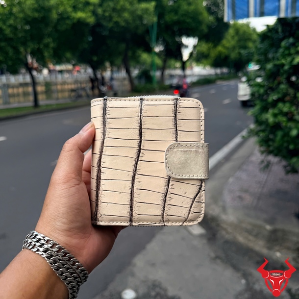 Ví Da Cá Sấu Nữ Dáng Ngắn VRBA8 Trắng Đen Thời Thượng Ví da cá sấu Thái Lan nữ màu trắng đen VRBA8 phụ kiện thời trang