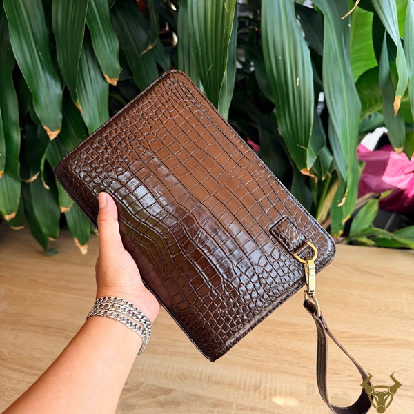 Clutch Cầm Tay Nam CKCA8 Da Cá Sấu Thời Trang Clutch cầm tay CKCA8 da cá sấu màu nâu cao cấp