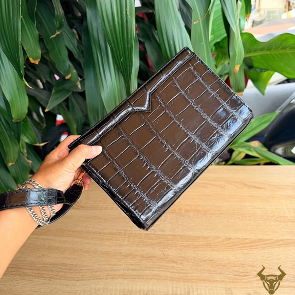 Clutch Cầm Tay Da Cá Sấu CKCA8 Thiết Kế Cao Cấp Clutch da bụng cá sấu Thái Lan CKCA8 màu đen lịch lãm