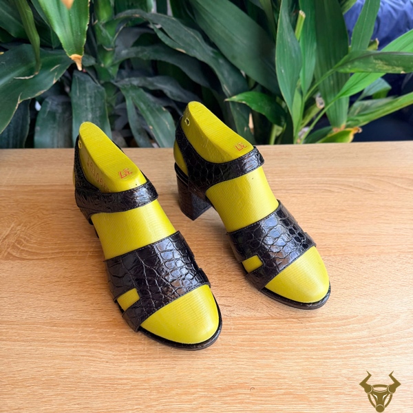 Dép Sandal Cao Gót DJEA8 Da Cá Sấu Quý Phái Dép sandal cao gót DJEA8 da cá sấu màu đen quý phái