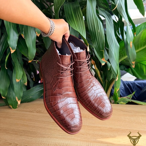 Chukka Boot GJBA8 Da Cá Sấu Thật Cho Quý Ông Hiện Đại Giày Chukka Boot nam da cá sấu GJBA8 phong cách quý phái